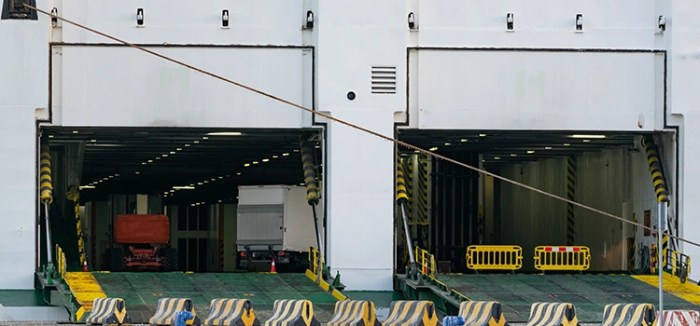 Commercial gate repair