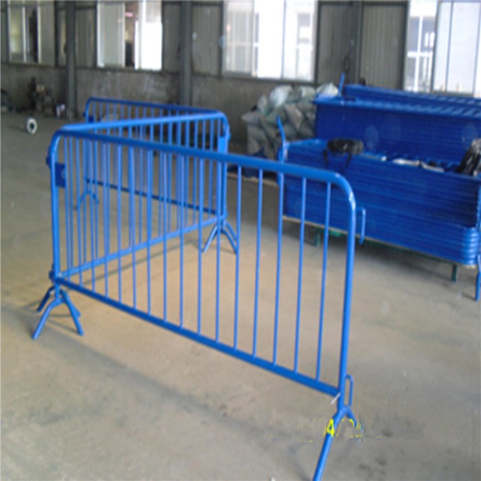 Crowd barrier barriers steel
