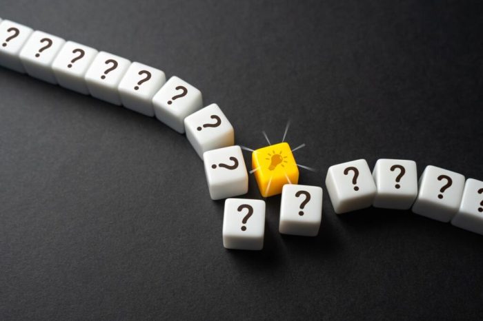 Interlocking barricades