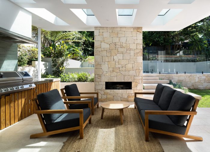 Outdoor kitchen living spaces