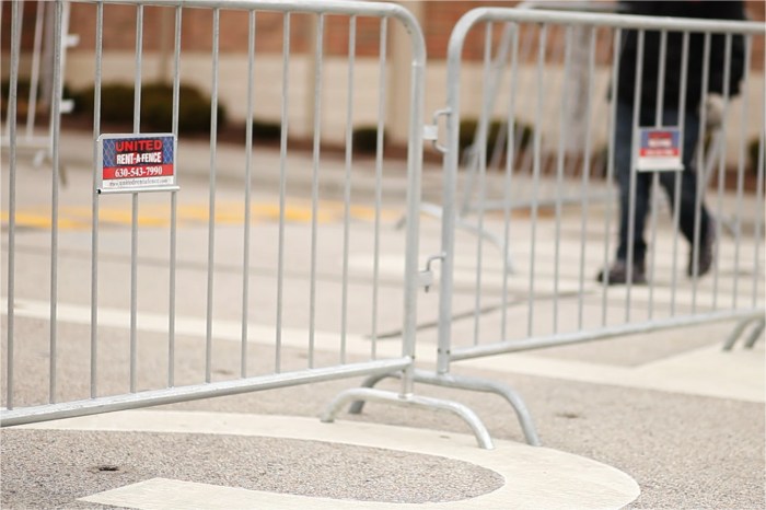 Barricades crowd control barriers rental rent Barricades crowd control barriers rental rent